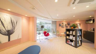 内部エントランス / 2