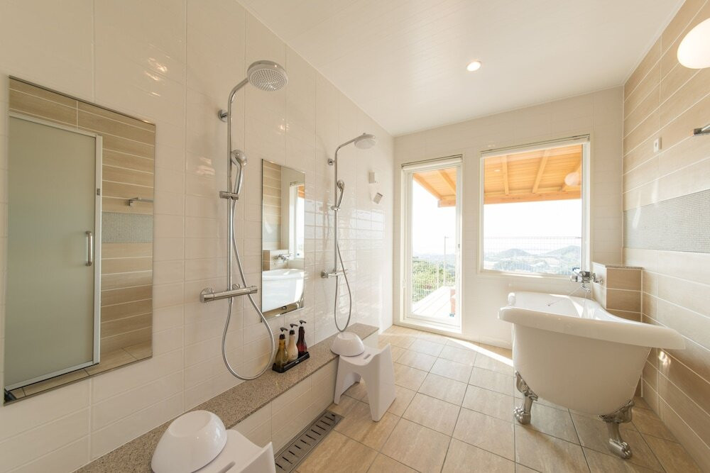 1日9組限定のプライベート感。一棟貸しの宿でくつろいで3450761