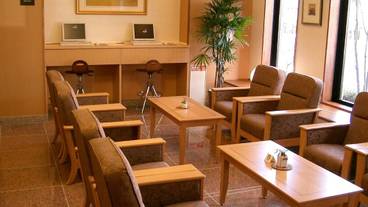 ロビー応接スペース / 2