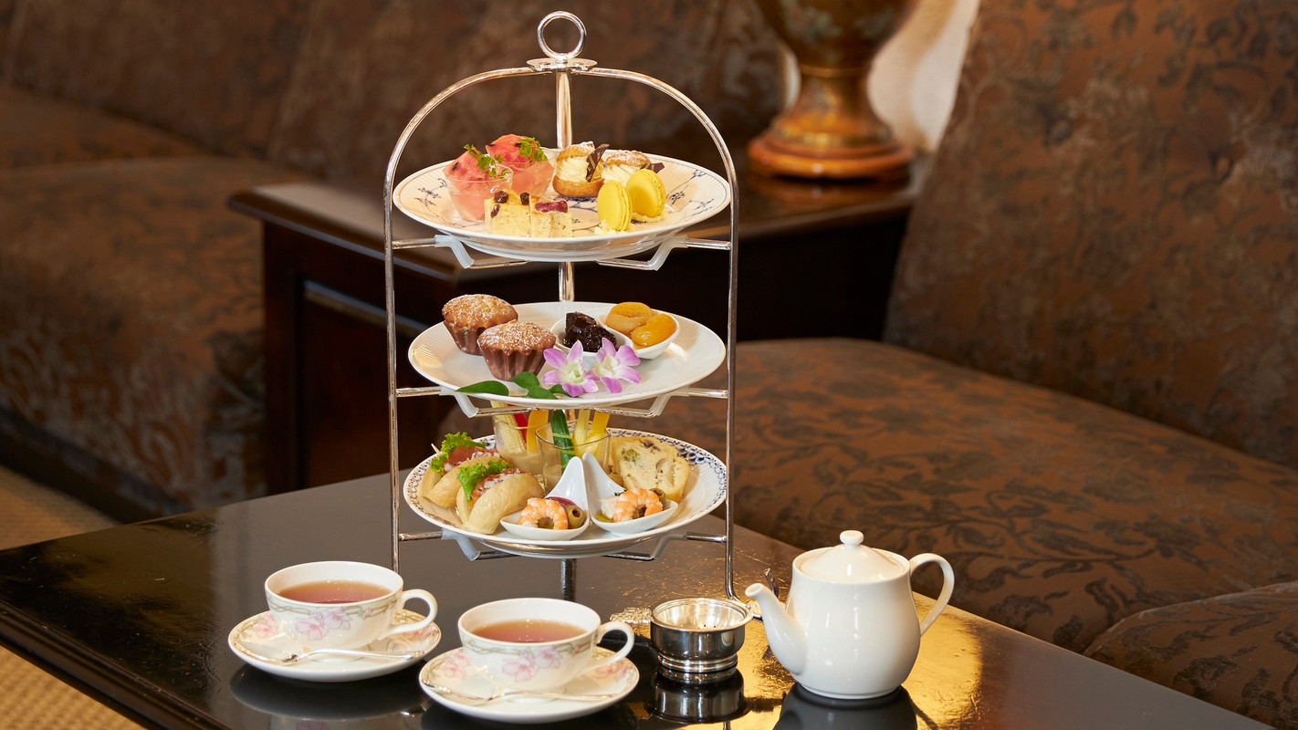 「ラウンジ・バー」①