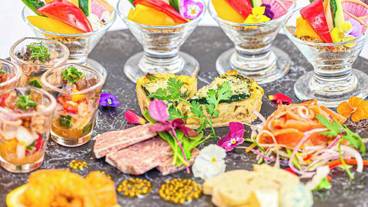 食事・飲み物 / 22