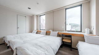 スタンダード 4 人部屋 4 ベッドルーム