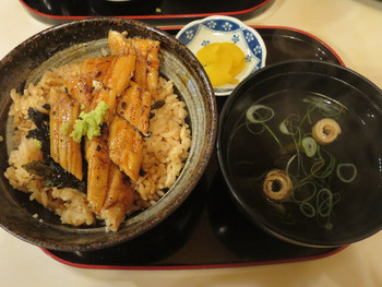 炭焼あなご やま義 1326918