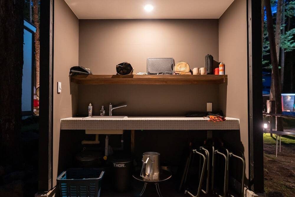 ドームテントの専用キッチン例