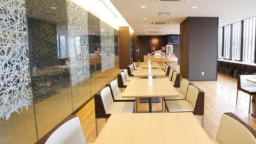 朝食スペース / 9