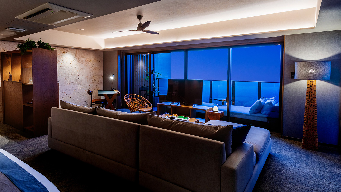 幻想的なインフィニティプールが楽しめる大人のためのリゾートホテル3657597