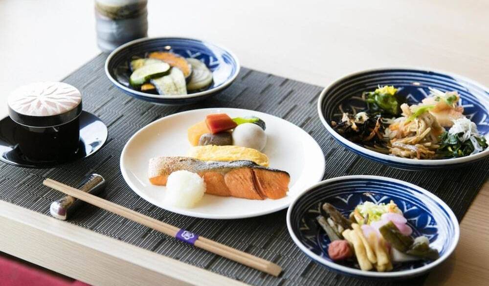 人気店のパンを
朝から食べ放題♪ / 3