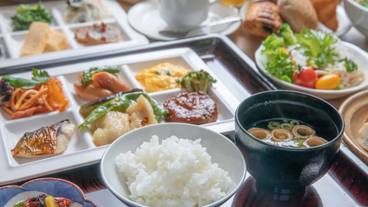 食事・飲み物 / 1