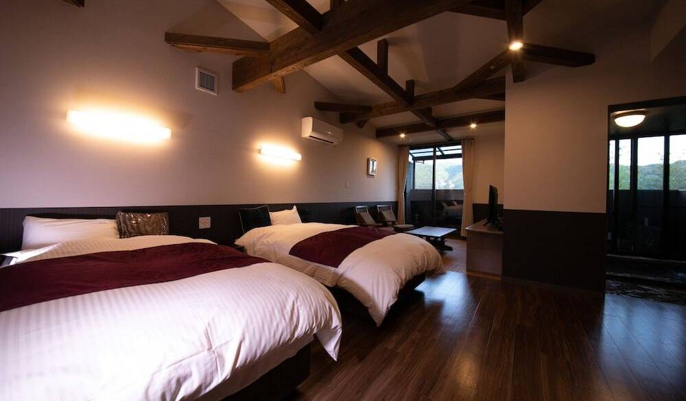 離れ 和洋室 露天風呂付 / 1