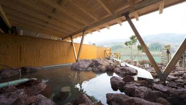 屋外スパ浴槽 / 1