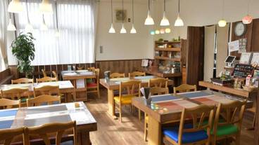 朝食スペース / 5