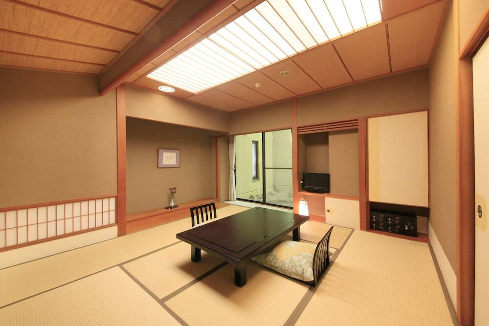 子供向けディナーも充実♪家族みんなで温泉も食事も堪能4069178