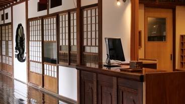 本館フロント / 3