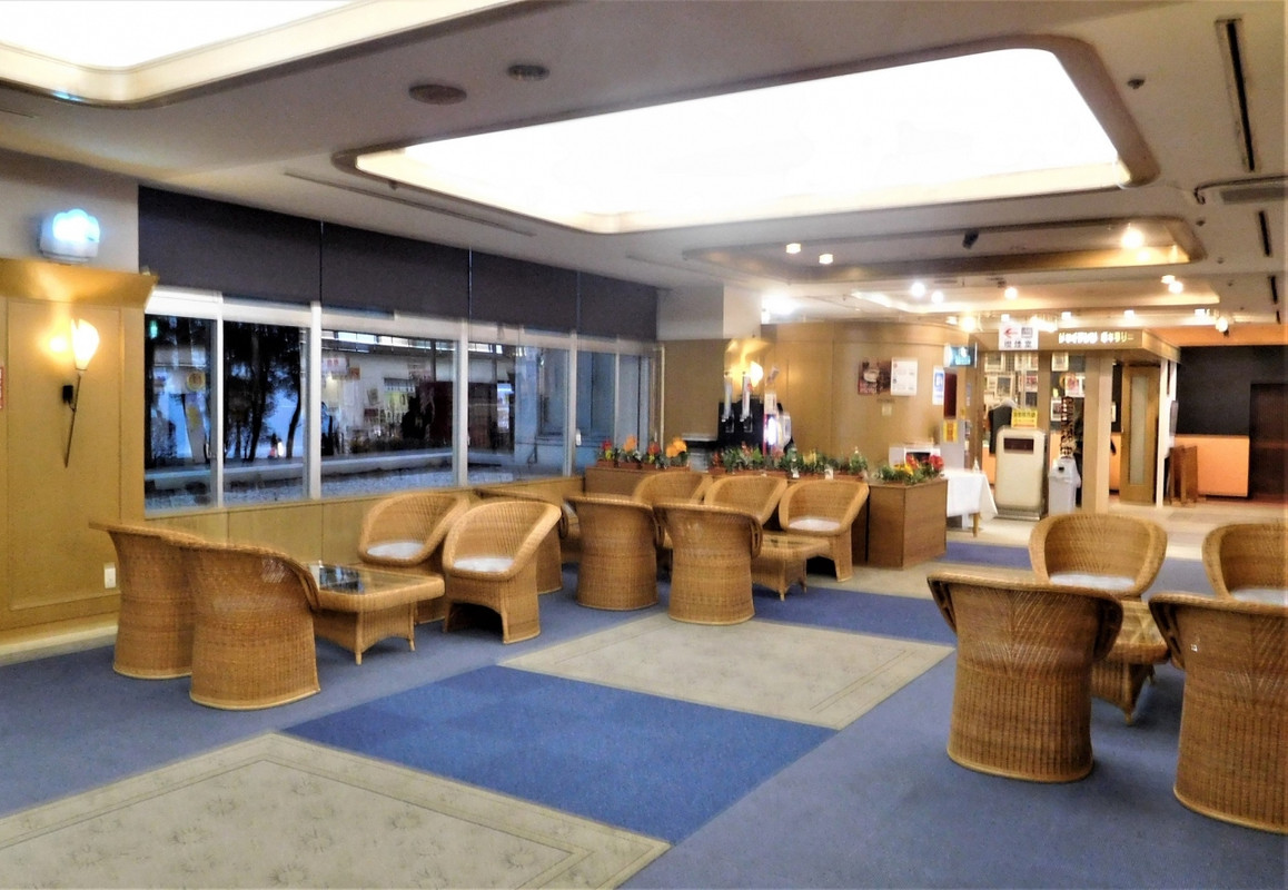 ロビーから海まで徒歩0分!