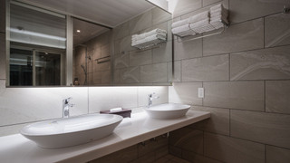 ヴィラ一棟貸し - プール付