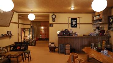 ロビーラウンジ / 9