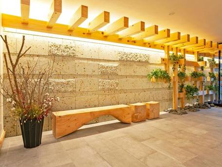 グランドベース大須 / 2