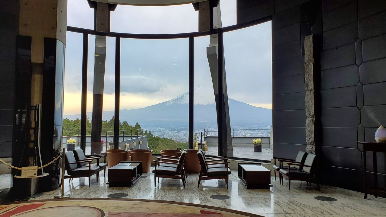 富士山がお出迎え♪気品ある「エントランス」3748663