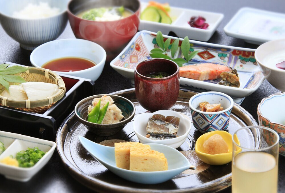 朝食