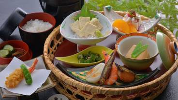 食事・飲み物 / 5