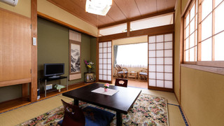 和室 6 畳 + 3.5 畳 (バストイレなし) 禁煙