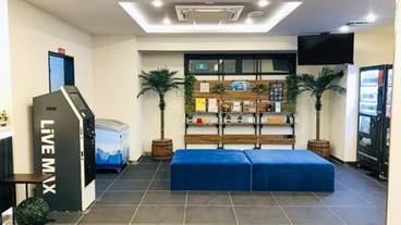 ロビー応接スペース / 4