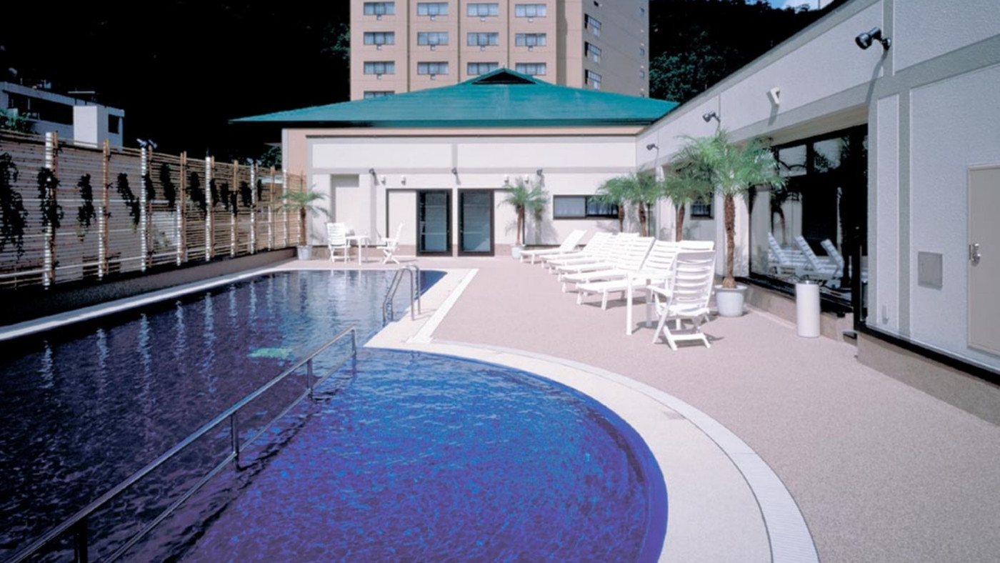 屋外プールで心地いい北海道の夏を感じよう!3658627