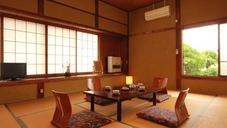 和室10畳 (バス・トイレ無し)