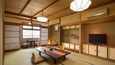 客室内のダイニングエリア / 6