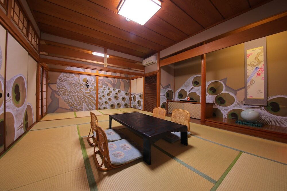 6.木造建築とアートが融合！感性を刺激する「どうごや」3545688
