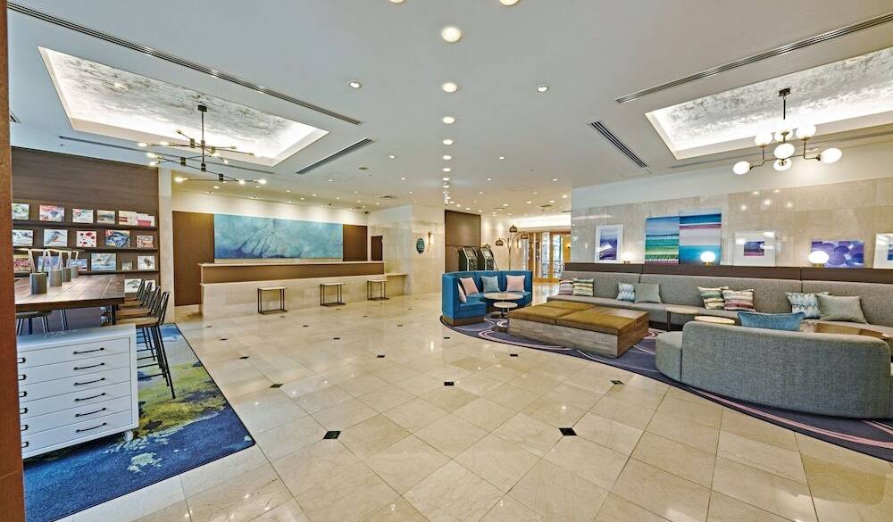 ホテルのフロント / 3