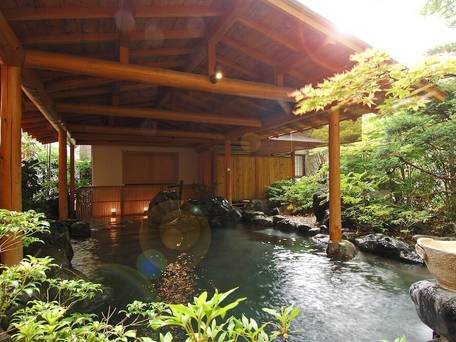 上牧温泉 人気の貸切風呂と炭火山里料理の宿 辰巳館 / 4