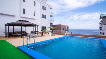 夏季限定プール / 2