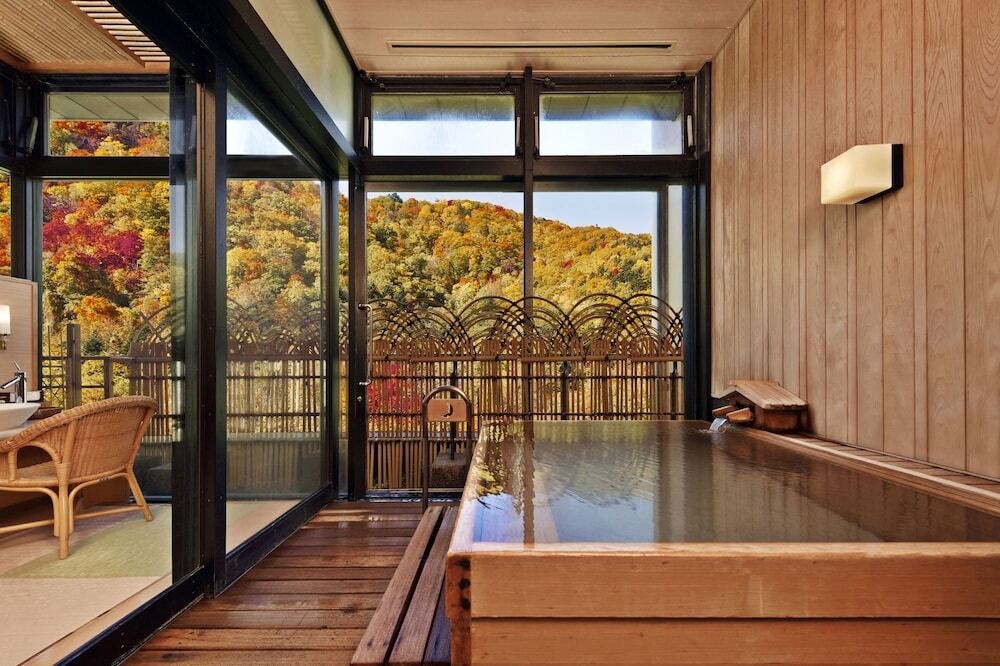 定山渓を一望する、最上階の貸切露天風呂でリフレッシュ！3385723