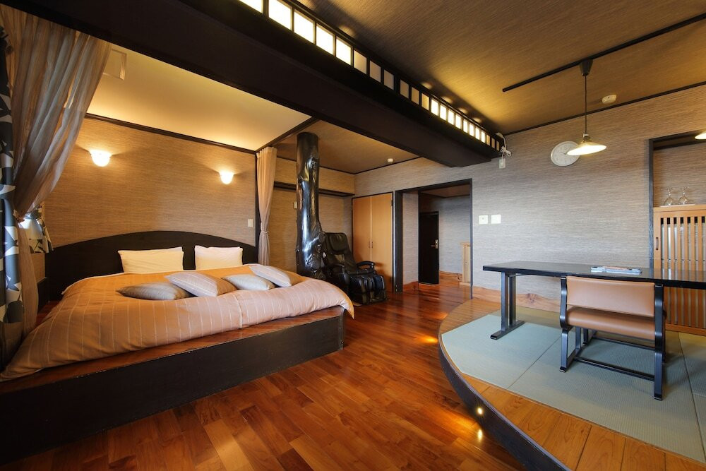 プールと温泉、ダブルで身体をケアしよう！3405171