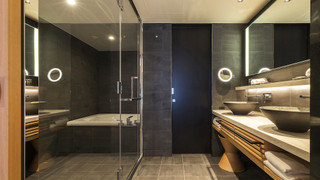 プレミアム ルーム シングルベッド 2 台 (Castle View, Air Purifier)