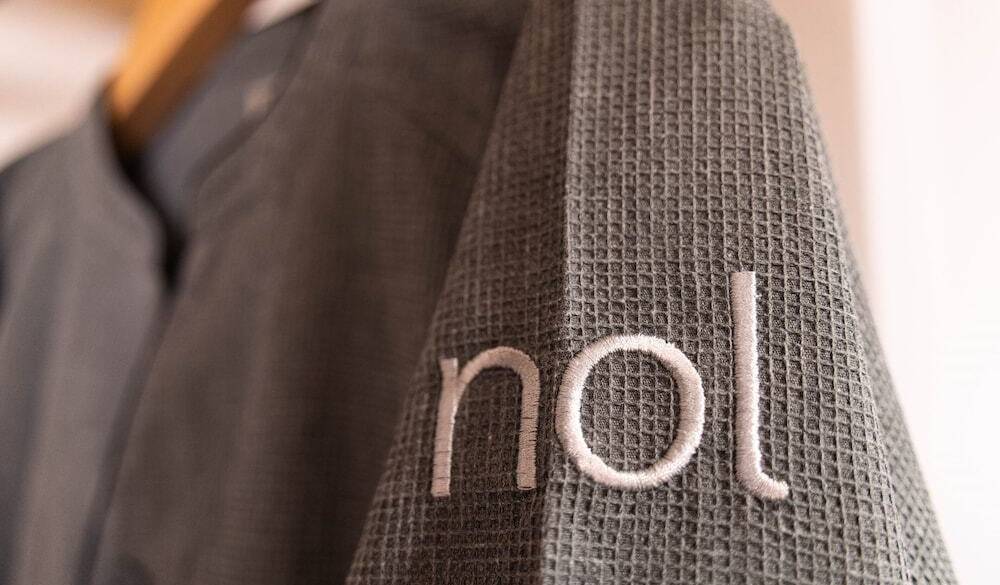 檜葉風呂で
優雅にリラックス / 4