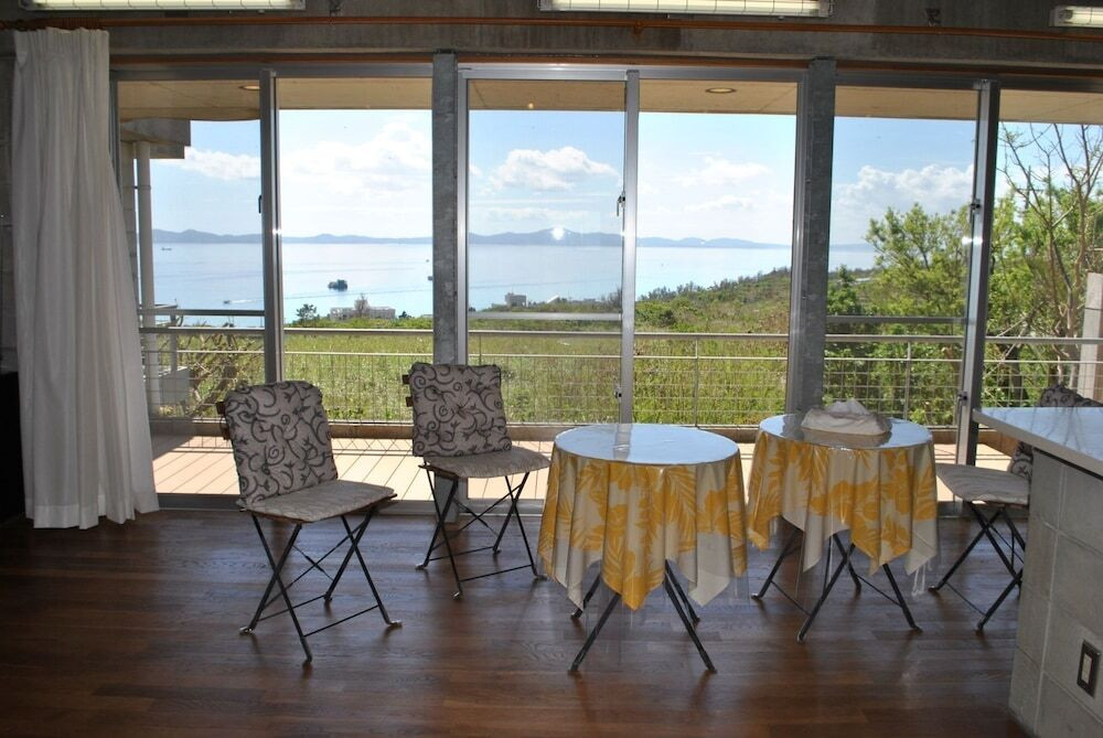 リビングルーム