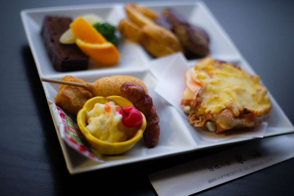 旅館のお食事処