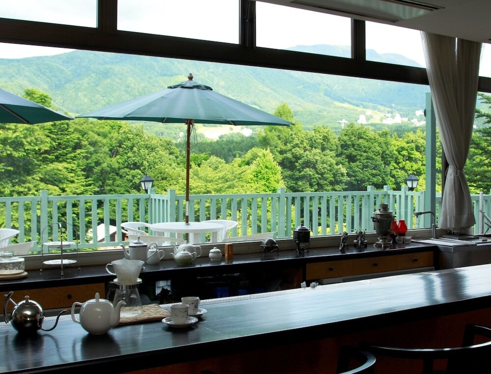 ロビーラウンジ