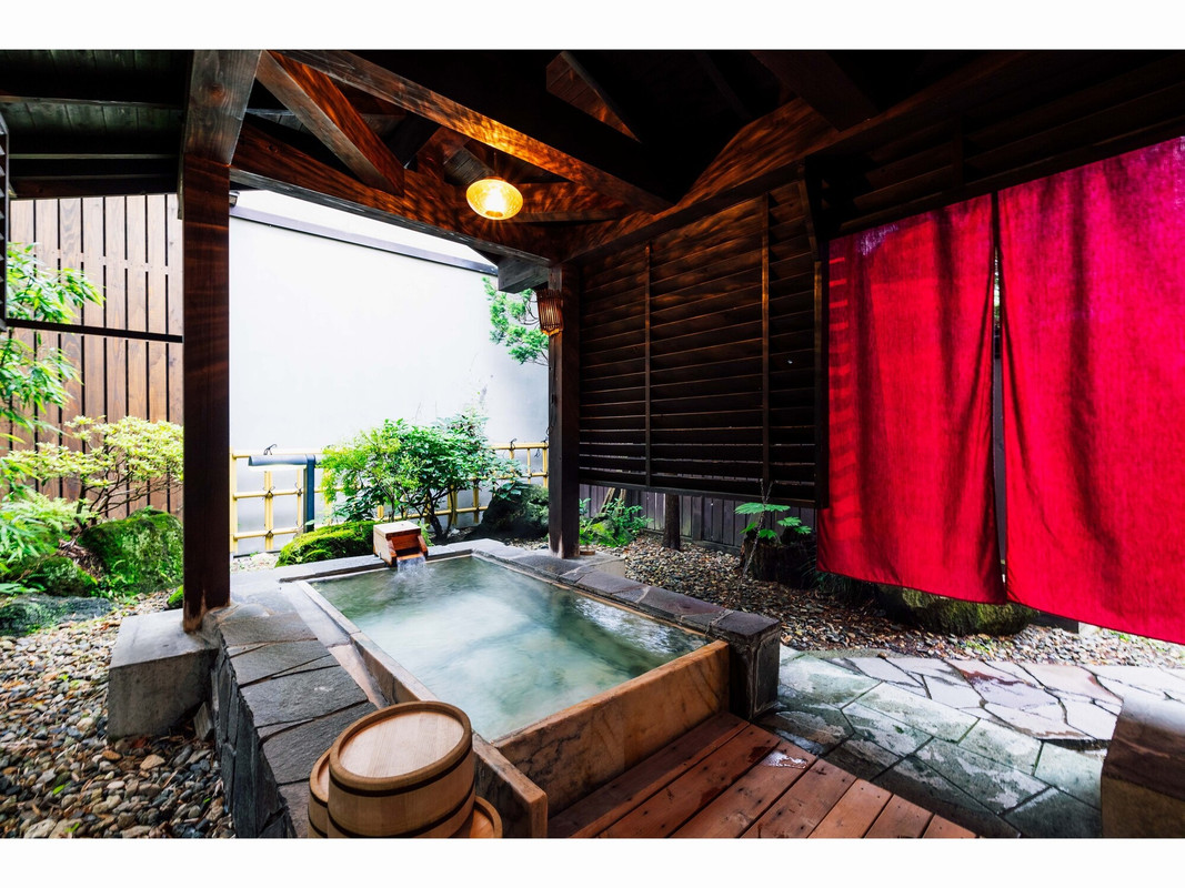 貸切露天風呂 鳳鳴の湯(1)