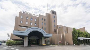 施設の入り口 / 13