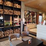 ライブラリー＆ラウンジ / 1