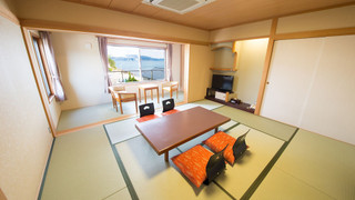 [禁煙]和室 / 海側 / 別館でのビュッフェディナー&朝食付き