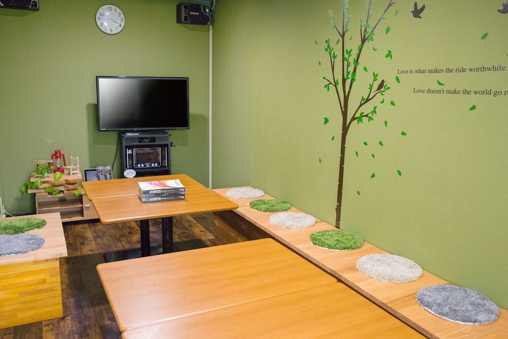 カラオケ ルーム