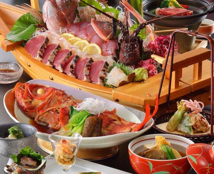 夕食は海鮮尽くし！
房総らしさ満点 / 1