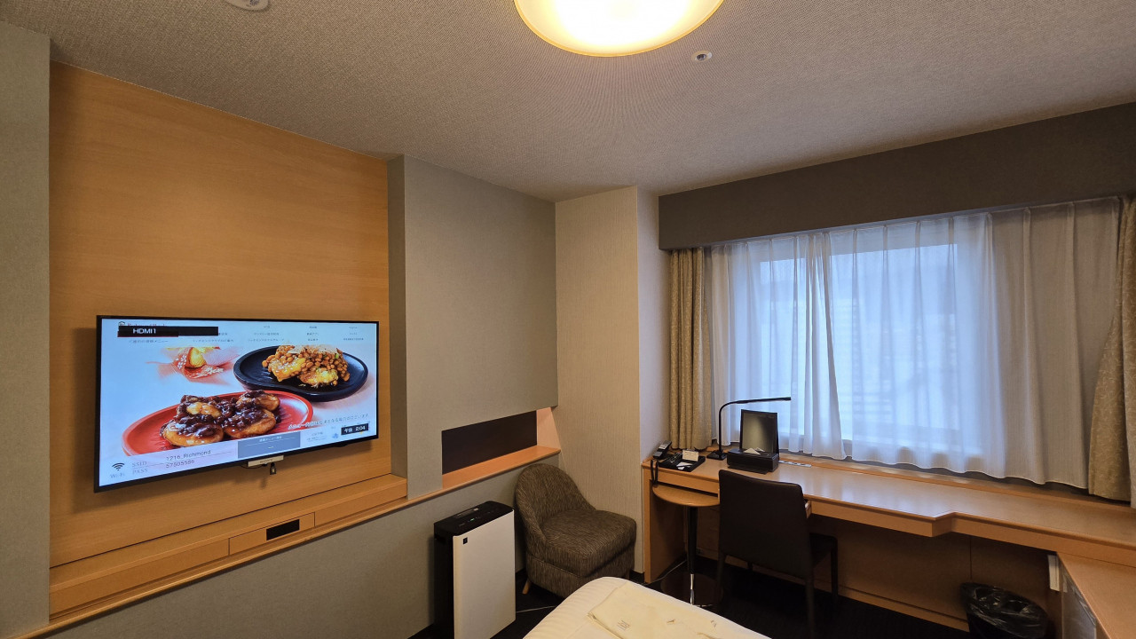 スマートテレビでユーチューブ等も楽しめます