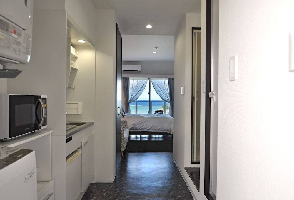 6．全室オーシャンビューのテラス席付きコンドミニアム『Beach Front Tower MIHAMA by DSH』3480111