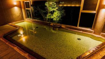 大浴場「月光の湯」内風呂(夜) / 5