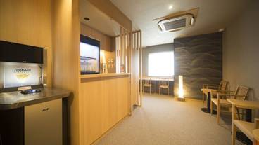 エグゼクティブ ラウンジ / 36